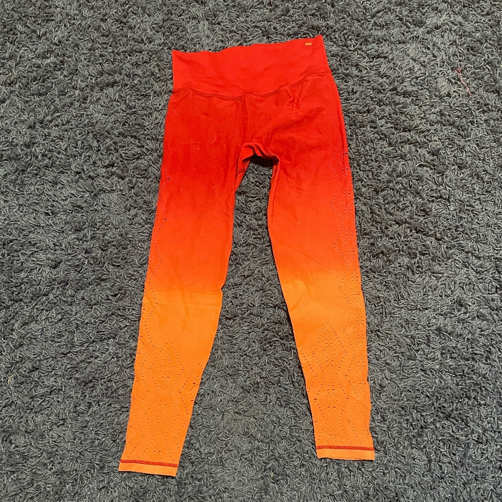 VS Pink Ombre Leggings